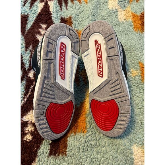 Nike Air Size 7Y Jordan 3 OG Bred 854261-001 Black Cement Youth DS New - Picture 5 of 6